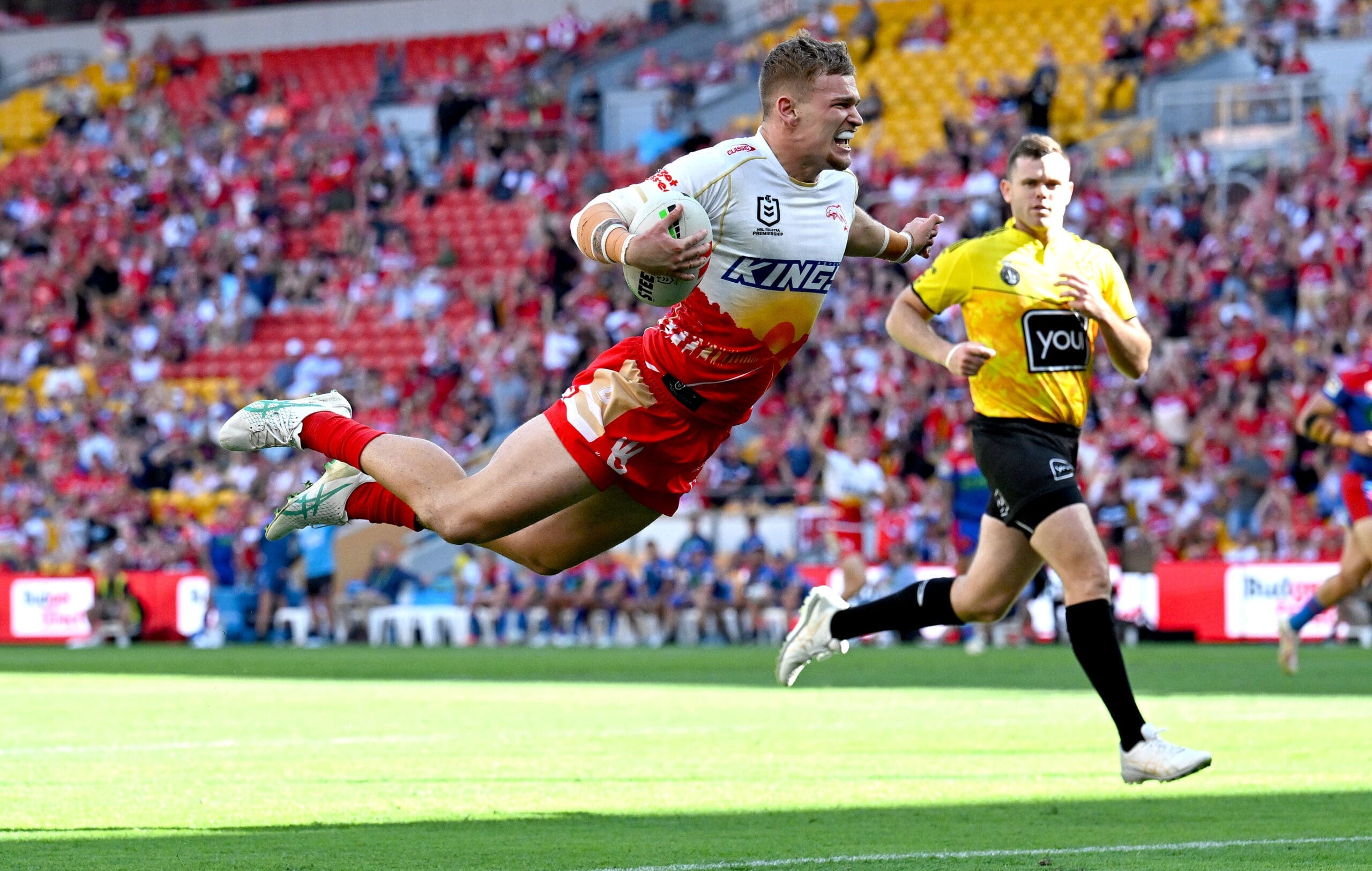 NRL Rd 8 - Dolphins v Knights